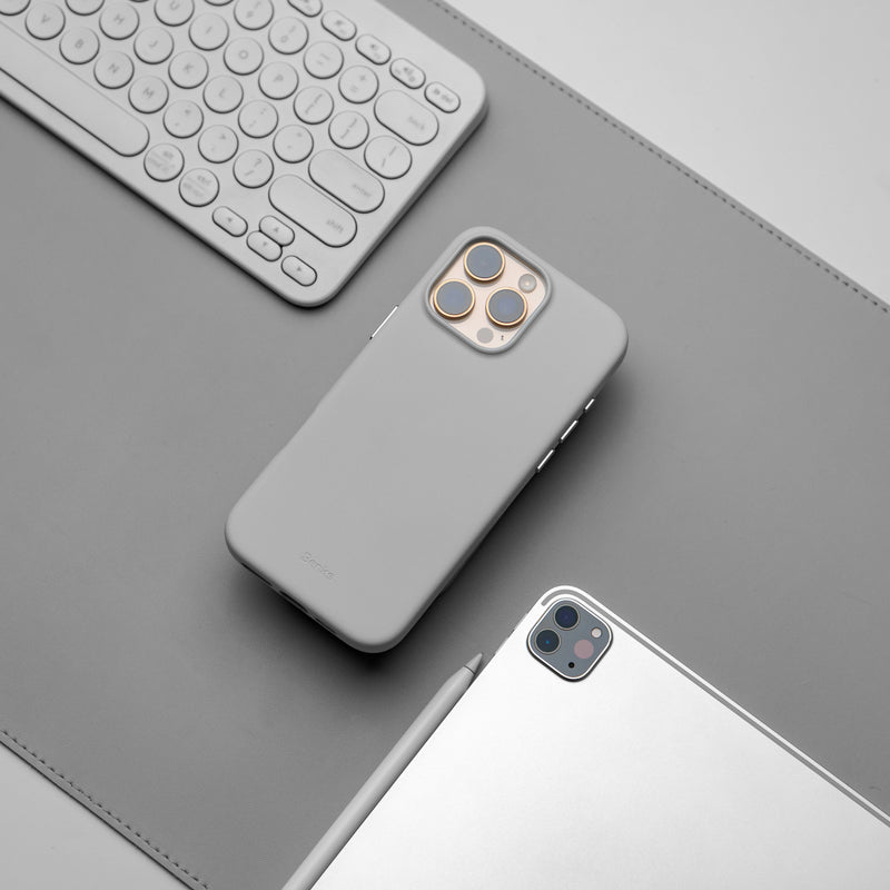 Cases & Protectors