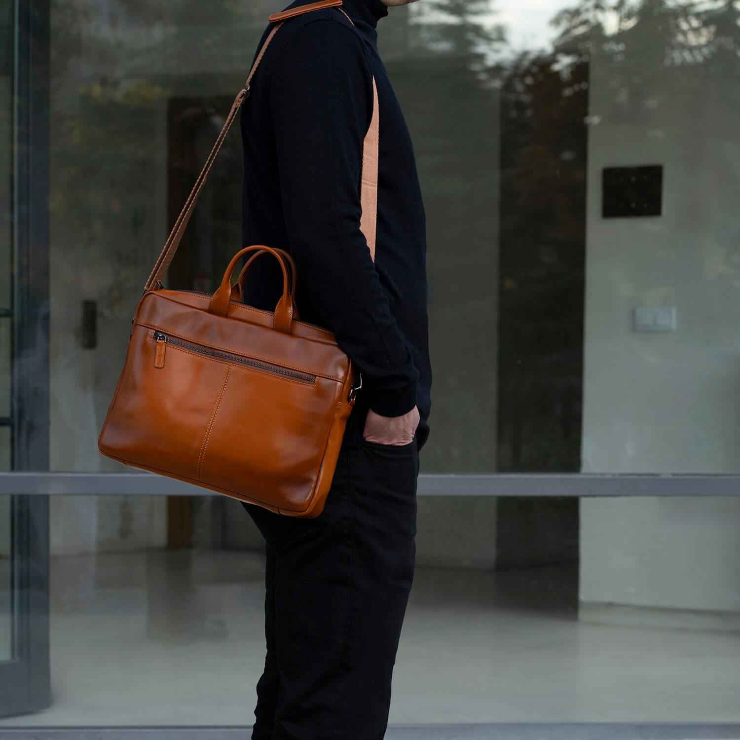 Classic Leather Laptop Bag - Camel Brown - Hollywood