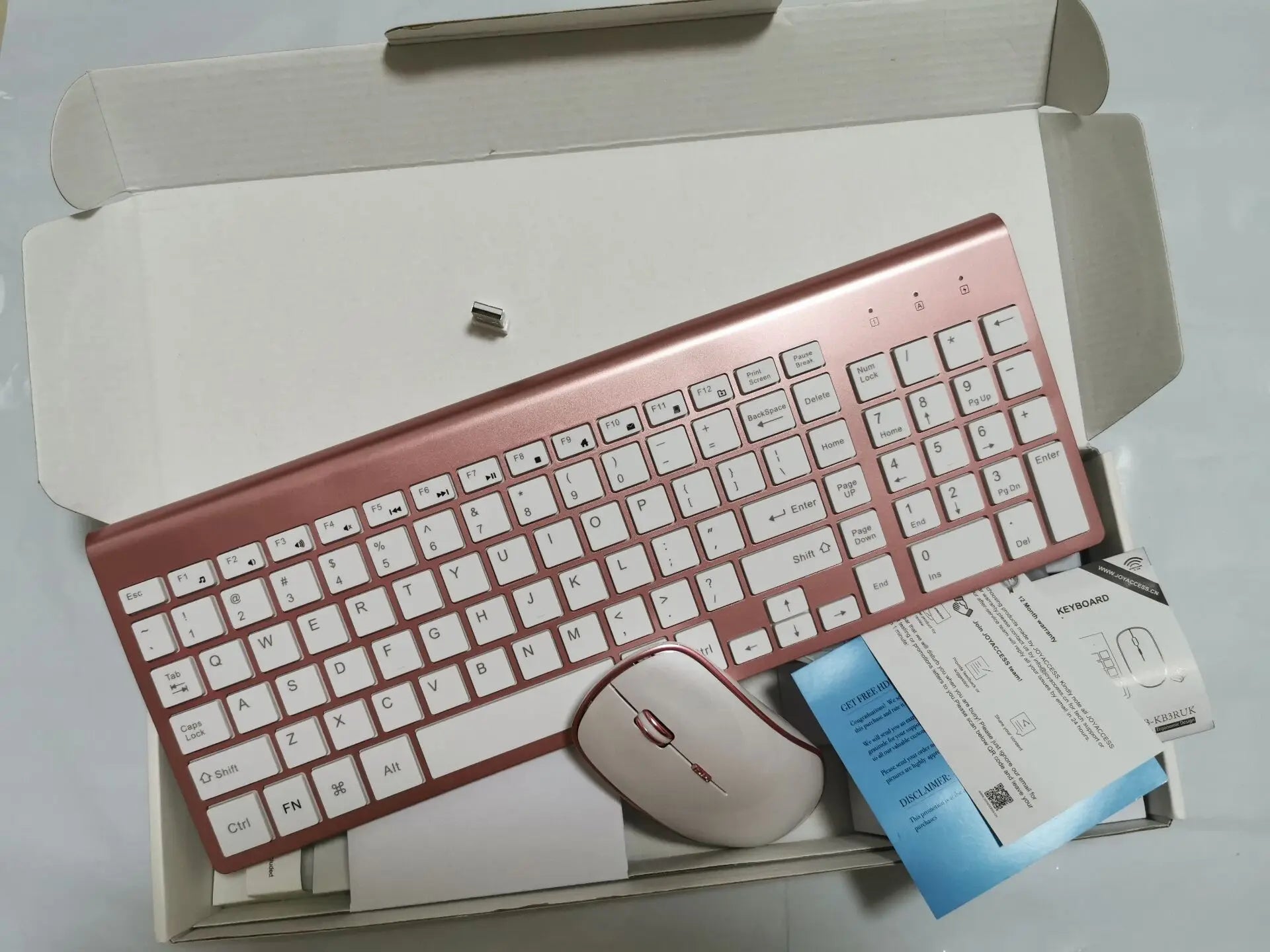 Wireless Keyboard and Mouse，Ergonomic design Full-size Keyboard mouse 2400 DPI，Spain/us/uk/Russia layout/France Black and pink