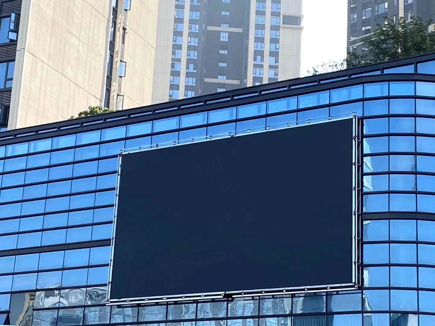 P1.875 Indoor Flexible Display Panel 240x120mm LED Screen Module Full Color Circular Advertising Show Business the Best Choice