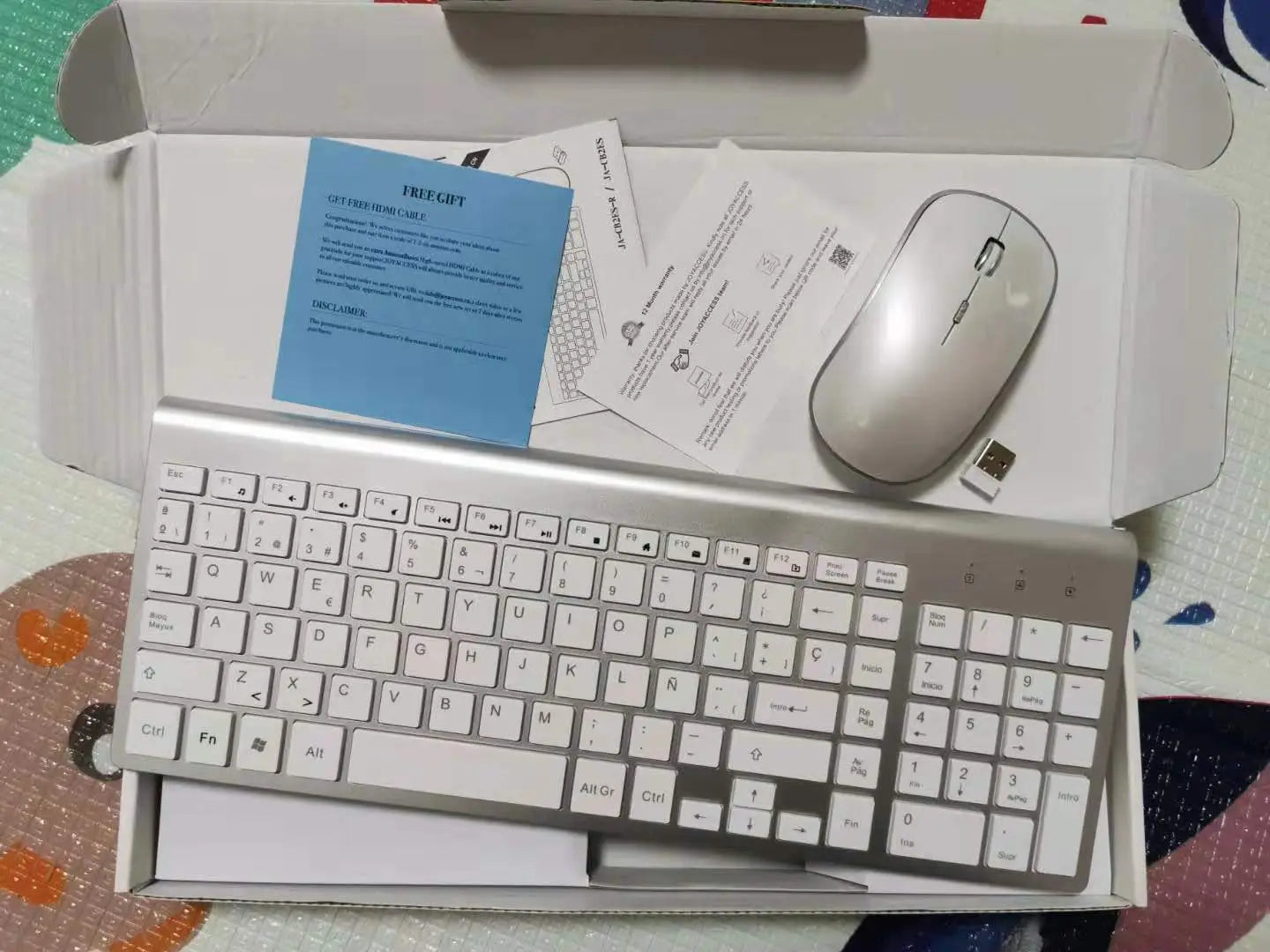Wireless Keyboard and Mouse，Ergonomic design Full-size Keyboard mouse 2400 DPI，Spain/us/uk/Russia layout/France Black and pink