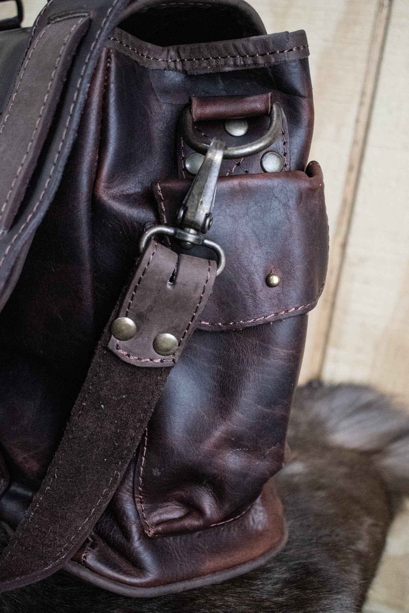 Leather Hide Laptop Bag - Rustic Mahogany and Brown (Clasps)