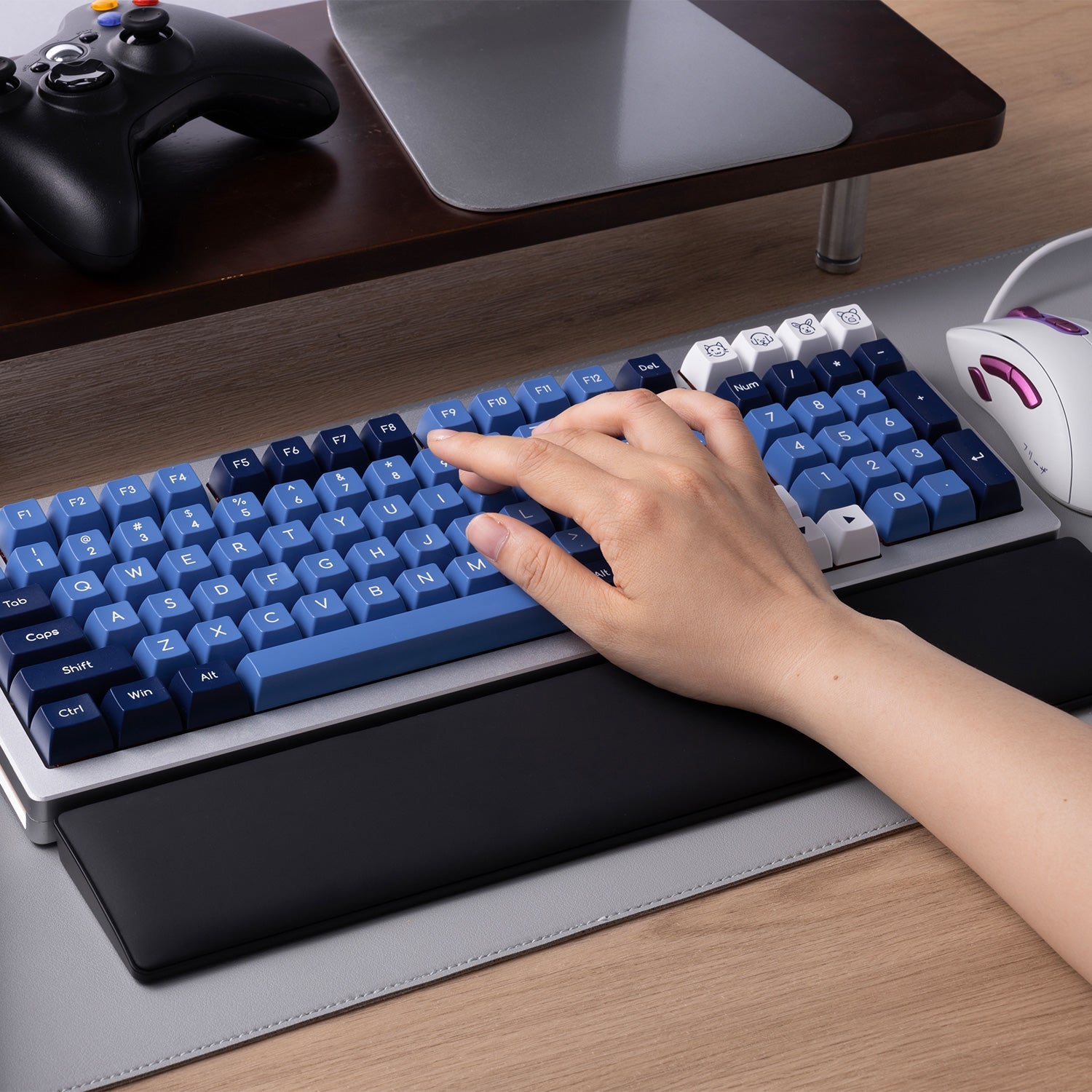 Akko Monsgeek PU Wrist Rest for 87/98 Keys Keyboard Wrist Protector Ergonomic Anti-slip Base for Constant Typing Gaming