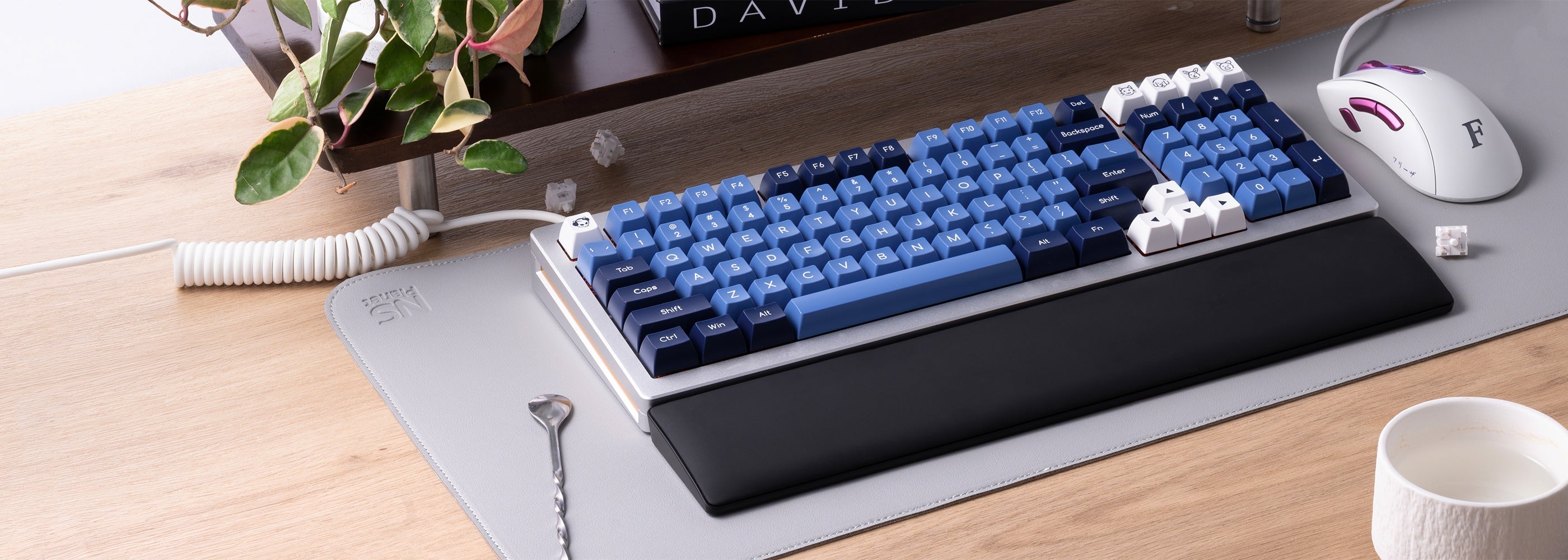 Akko Monsgeek PU Wrist Rest for 87/98 Keys Keyboard Wrist Protector Ergonomic Anti-slip Base for Constant Typing Gaming