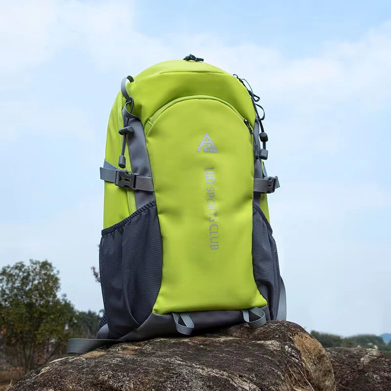 Light 40L Waterproof Hiking Camping Backpack Trekking Bag Rucksack Large Capacity Travel Outdoor Sports Bags Camping Equipment