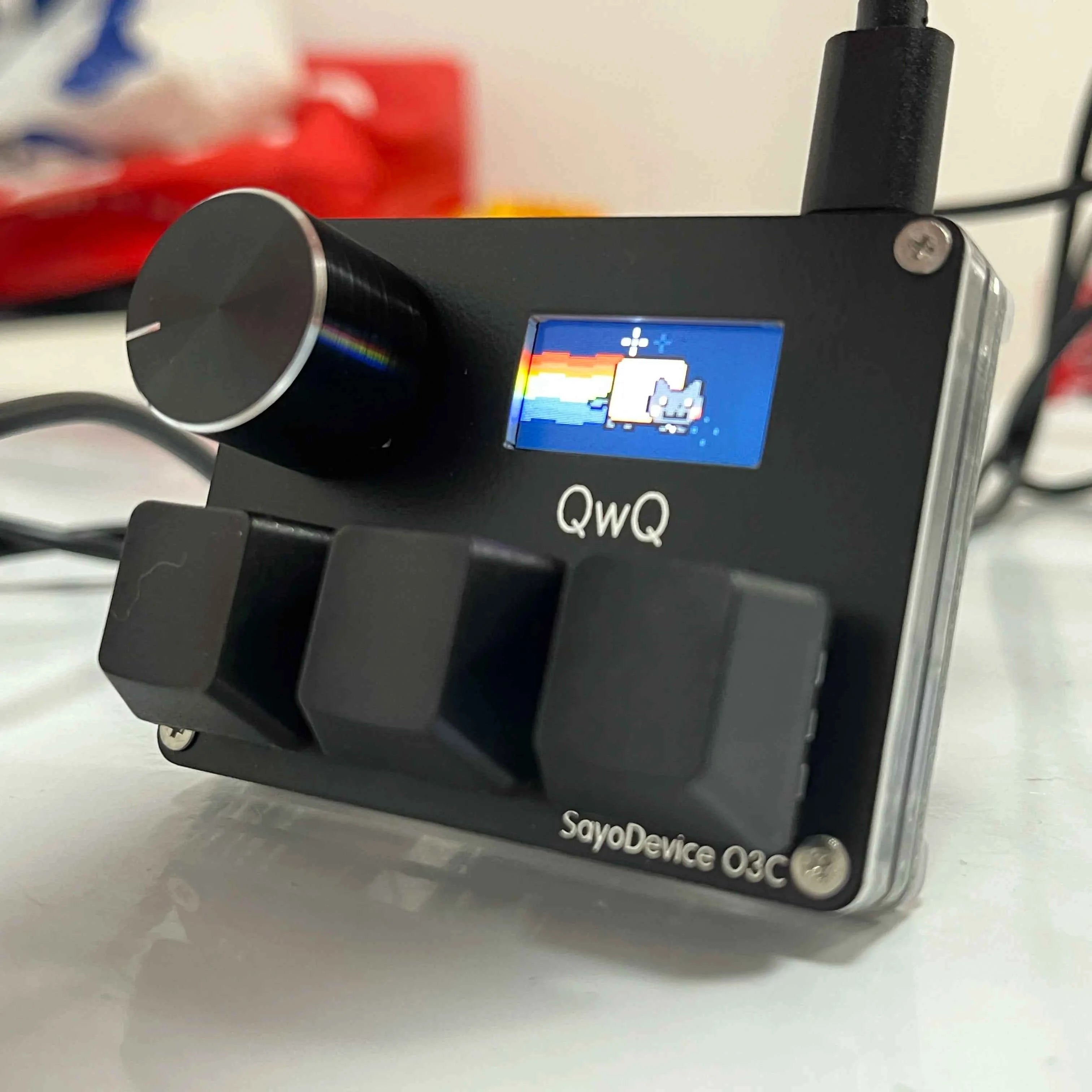 BTXETUEL Magnetic Switch Mini Mechanical Keyboard (USB-C, RGB, 0.96