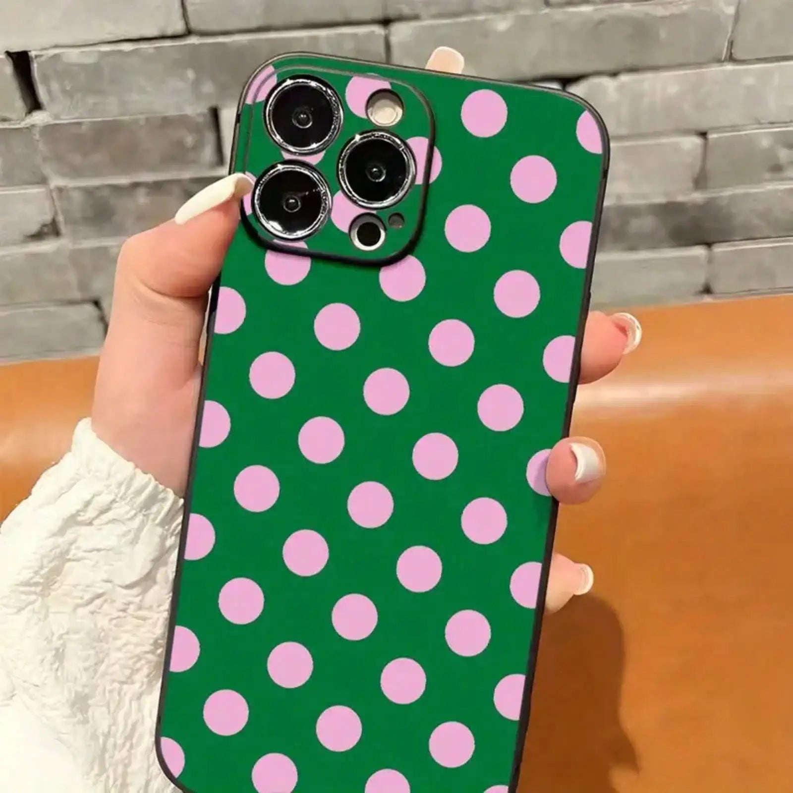 Polka Dot Pattern Mobile Phone Case, Featuring Pink And Green Color Design, Suitable For IPhone 16, 15, 14, 13, 12, 11 Pro Models, Durable Material, Shockproof Protection. It Is A Great Gift For Family, Friends, Children, Bir