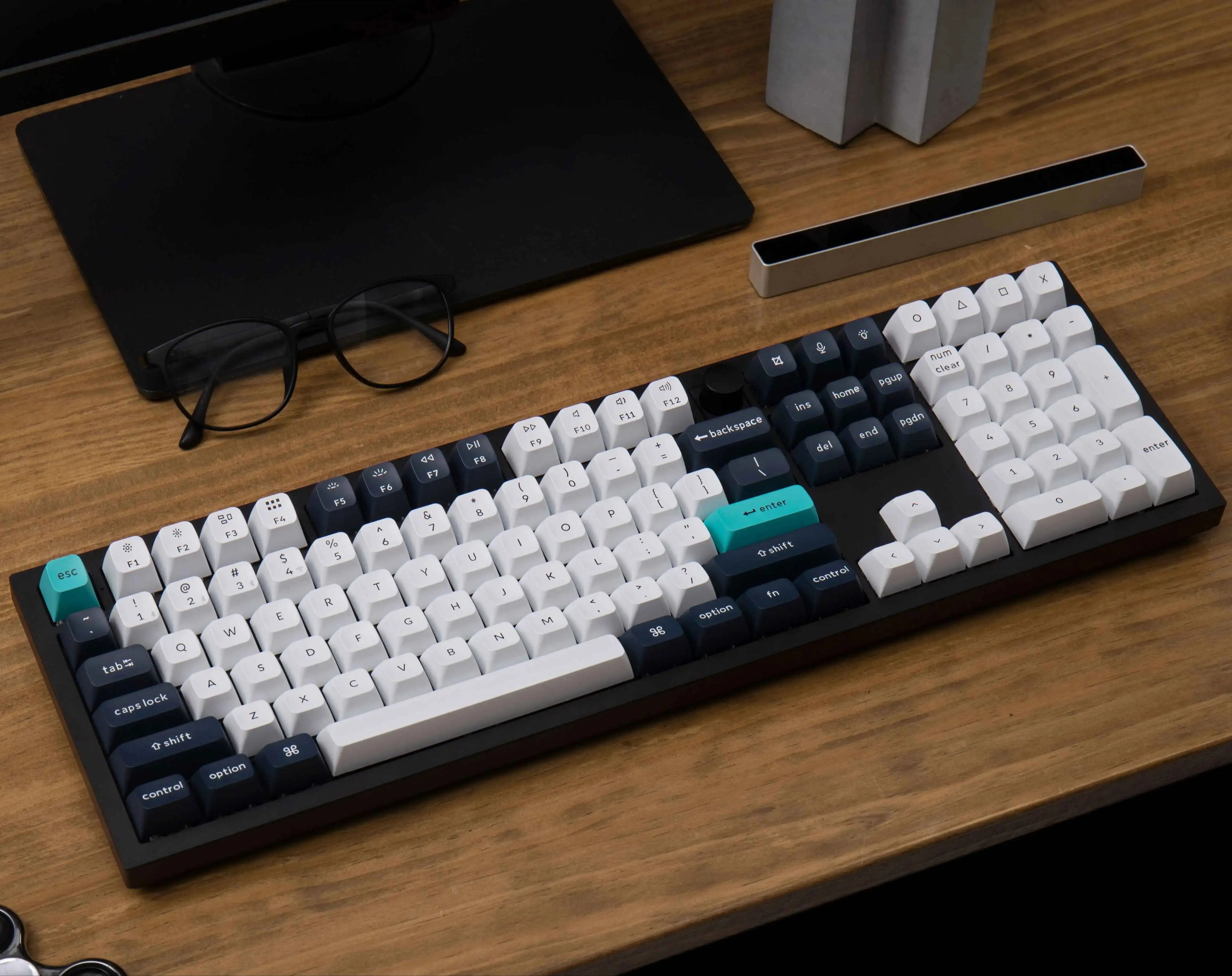 Keychron Q6 Max QMK/VIA Wireless Custom Mechanical Keyboard Full Aluminum Side-Printed Keycaps RGB Backlit Full-Size Knob - WinSupport Tech