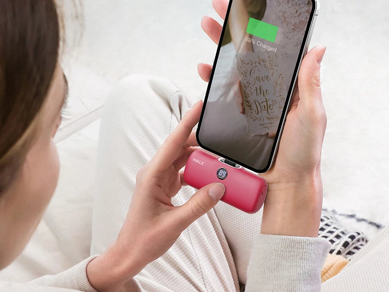 IWALK Capsule Power Bank Mini Portable Wireless Backup Battery Fast Charging Power Supply 4800mAh Suitable for iPhone Lightning
