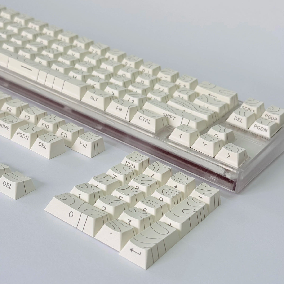 Lines Sided Shine Through Keycaps Cherry Profile Black White 97/133 Keys Customer keycaps for Mechanical Keyboard 60% 65% 75%