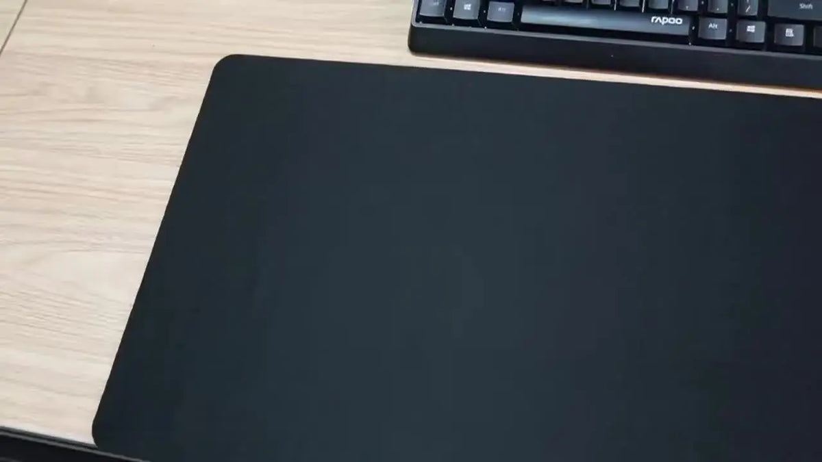 1pc Large Gaming Mouse Pad, Pink Marble Pattern | Non-Slip, Washable Rubber Base, Extra Large Desk Mat, Suitable for Office Decor, Computer Decoration