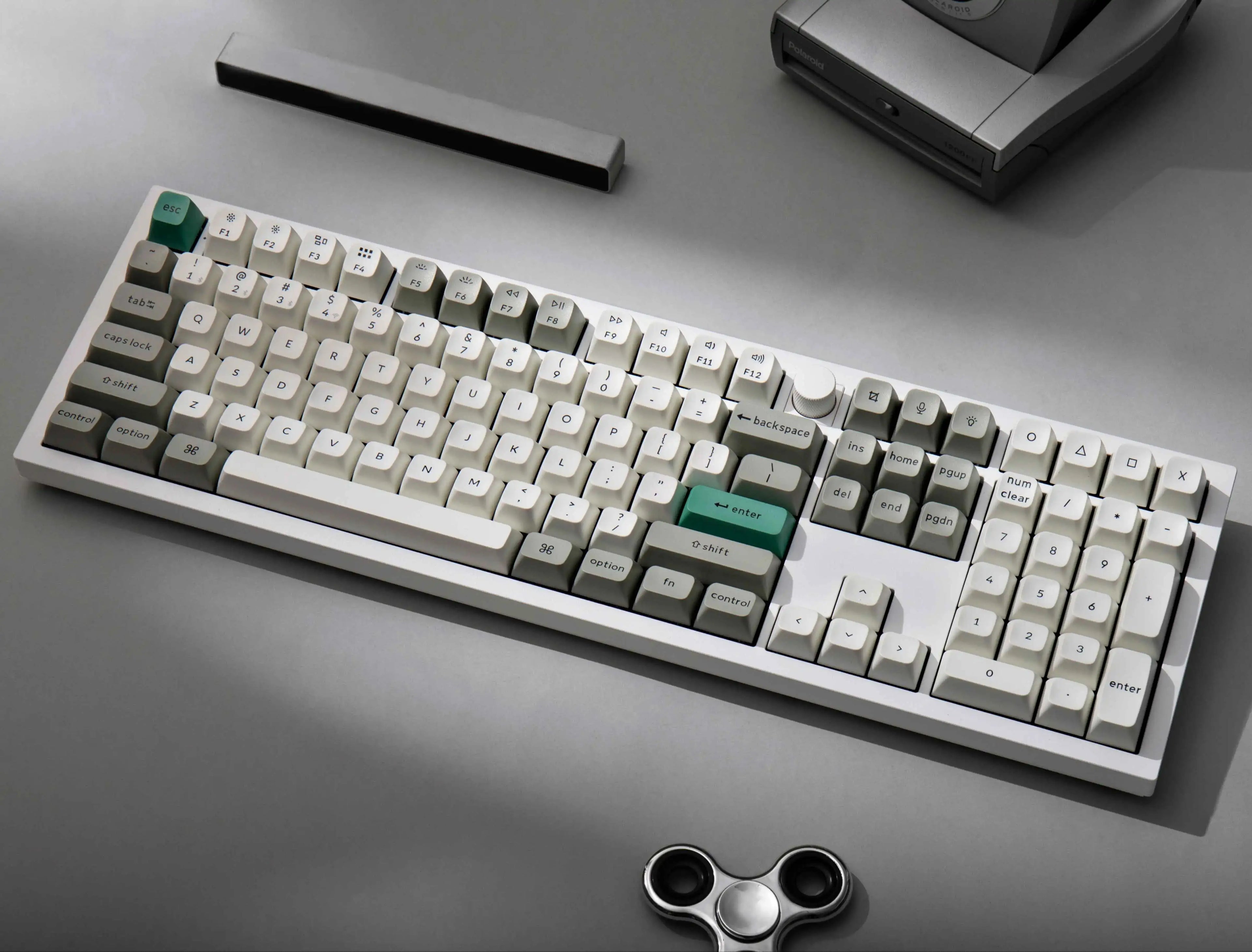 Keychron Q6 Max QMK/VIA Wireless Custom Mechanical Keyboard Full Aluminum Side-Printed Keycaps RGB Backlit Full-Size Knob - WinSupport Tech