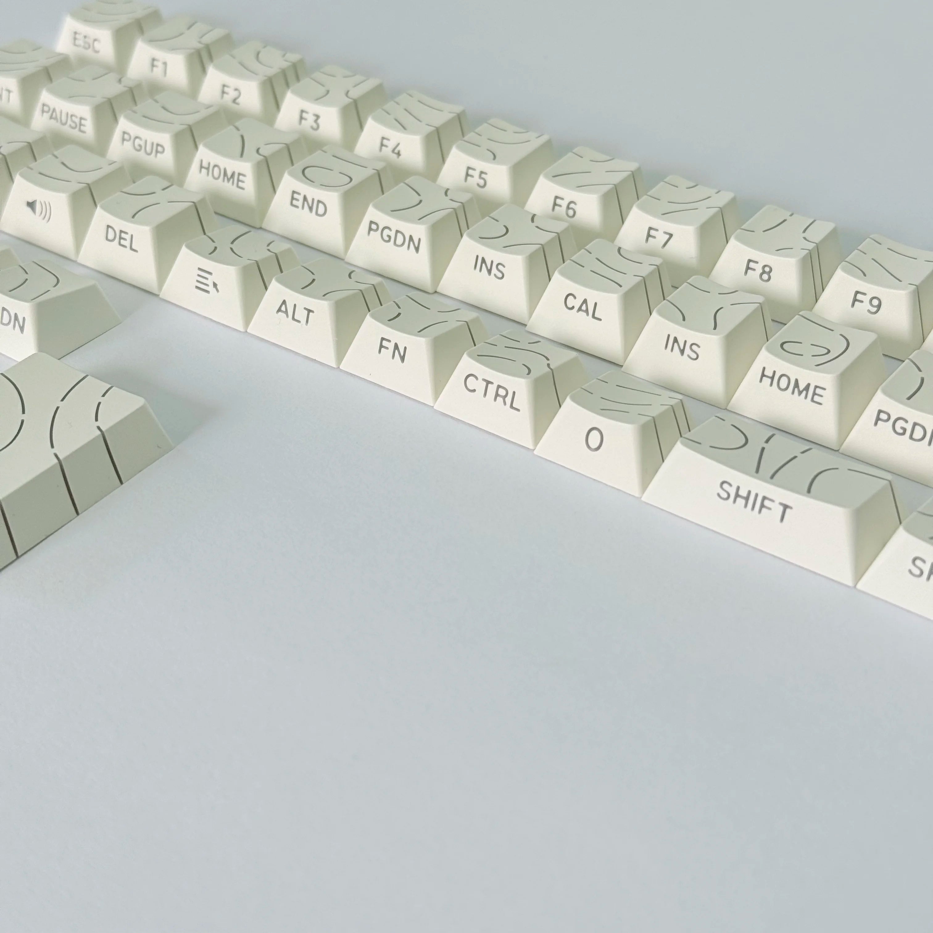 Lines Sided Shine Through Keycaps Cherry Profile Black White 97/133 Keys Customer keycaps for Mechanical Keyboard 60% 65% 75%