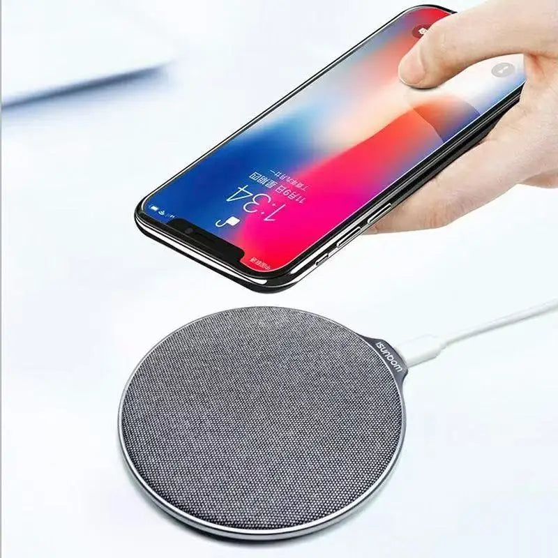 Desktop wireless charger, universal Apple wireless charging function, mobile wireless charging