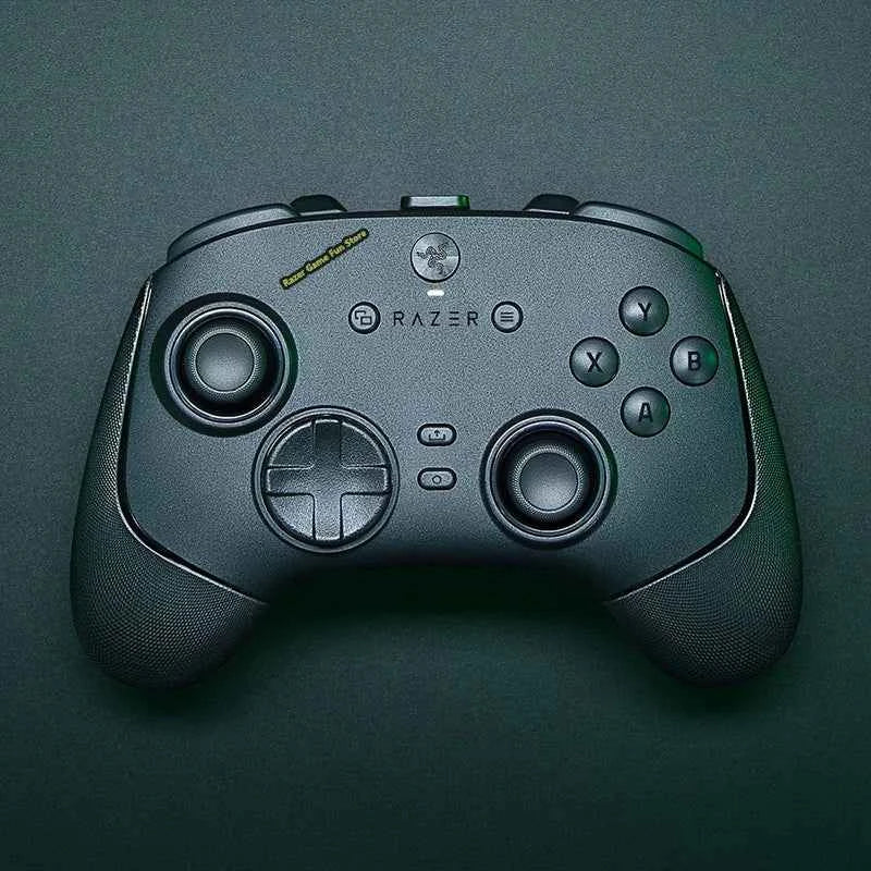 Razer Wolverine V3 Pro 8K PC Wireless Esports Controller - TMR Thumbsticks with Swappable Caps - 8K Hz HyperPolling Technology