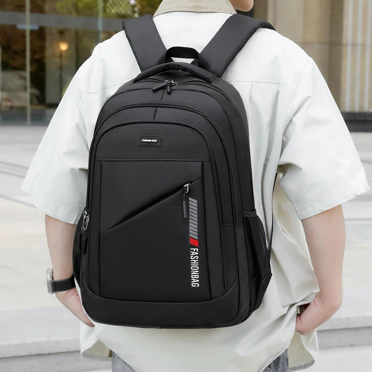 Men's large-capacity backpack, fashionable laptop bag, suitable for travel and business, equipped with secure zipper closure and