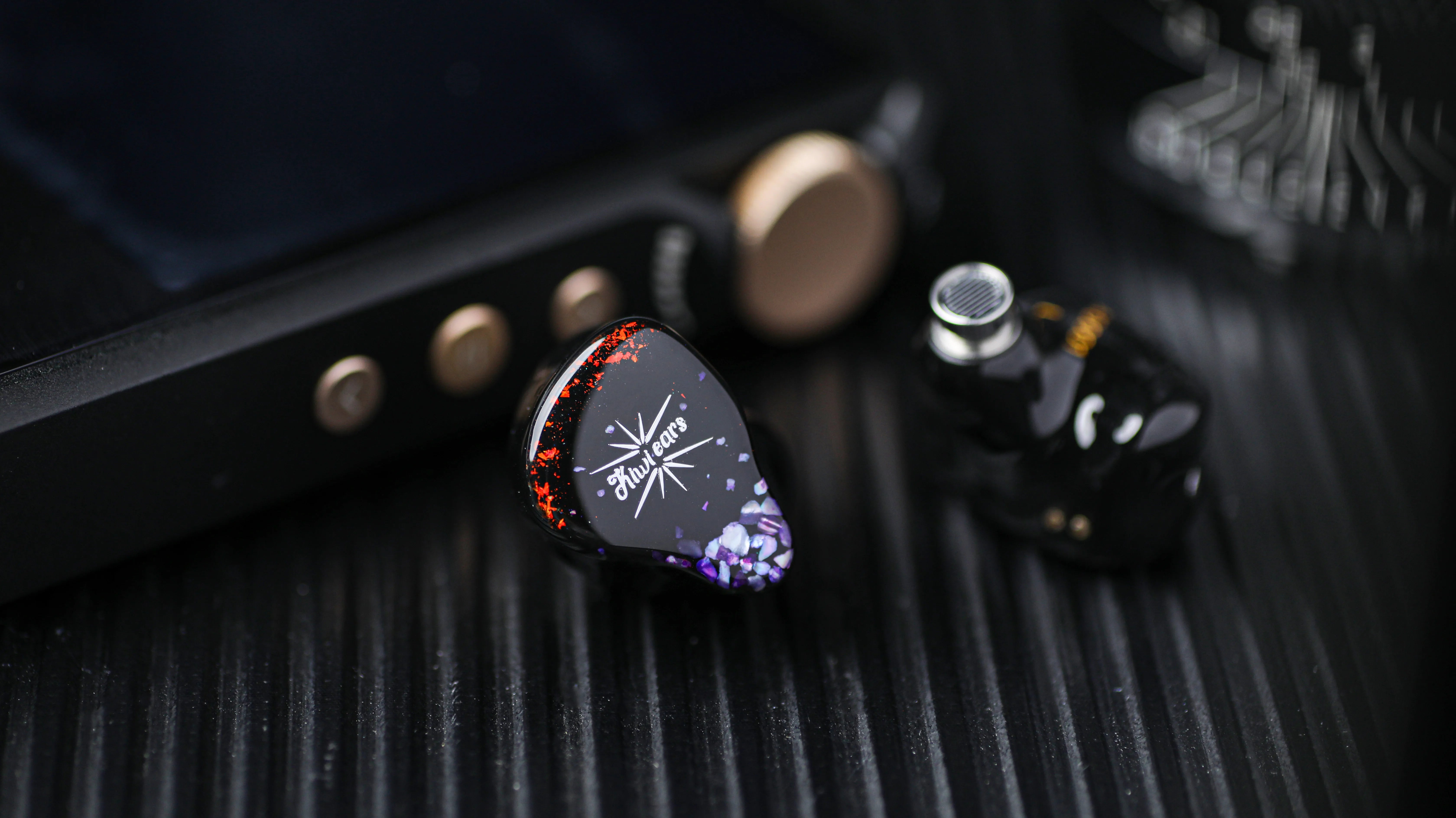 Pre-order Linsoul Kiwi Ears x HBB Punch 1DD + 2BA + 2EST Basshead IEM Hifi Earphones with Custom Paired Cable for Audiophiles