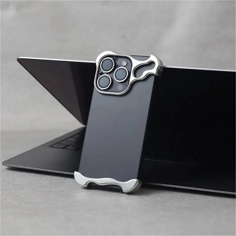 Luxury Alien Titanium Alloy Bumper Phone Case For iPhone 15 13 12 14 Pro Max 15Plus Metal Lens Film Protection Corner Pads Cover