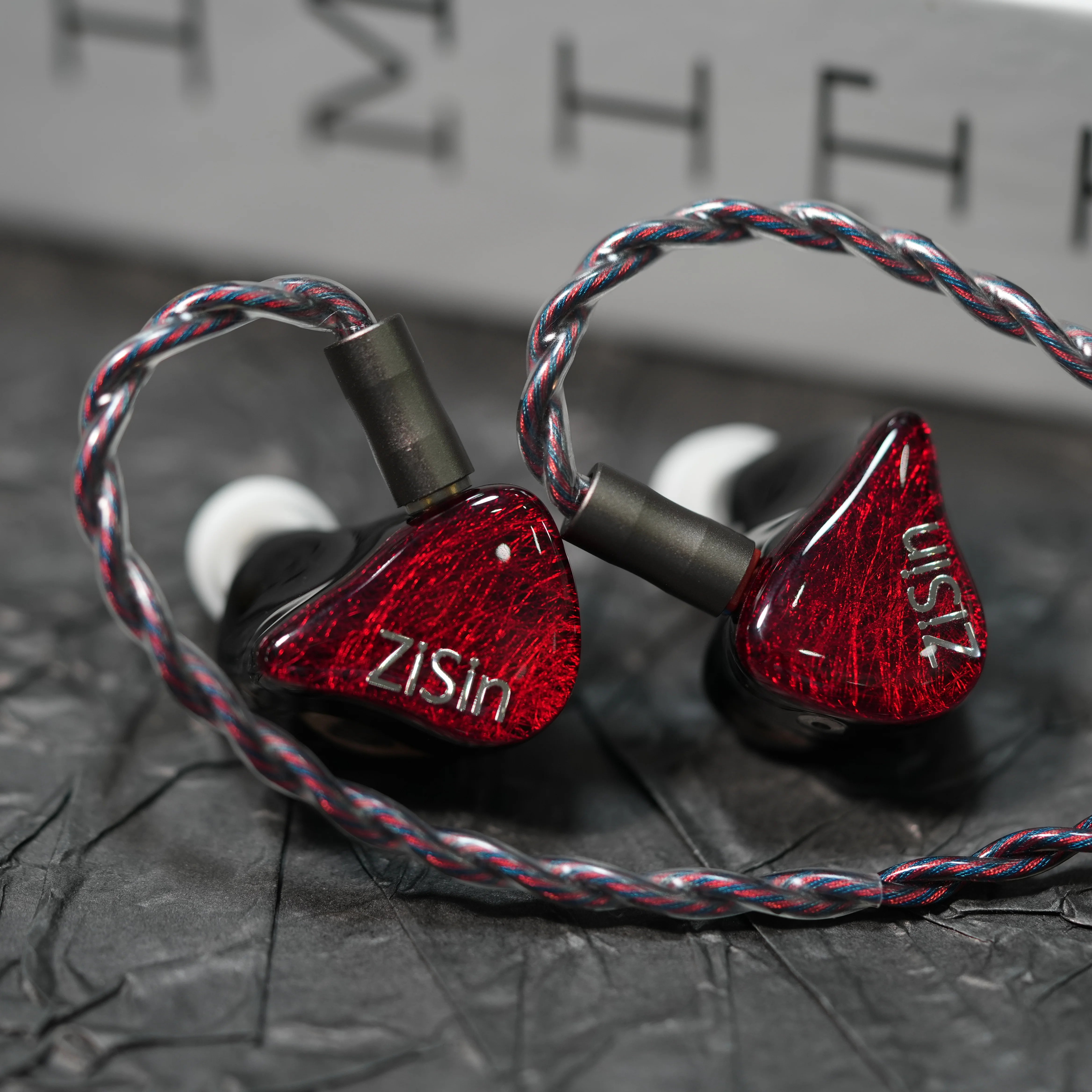 ZiSin Vermilion Flame In Ear Earphones 1DD+2BA Hybrid Drive Noise Reduction IEM 0.78mm/2PIN 4.4mm Monitoring Wired Earphones