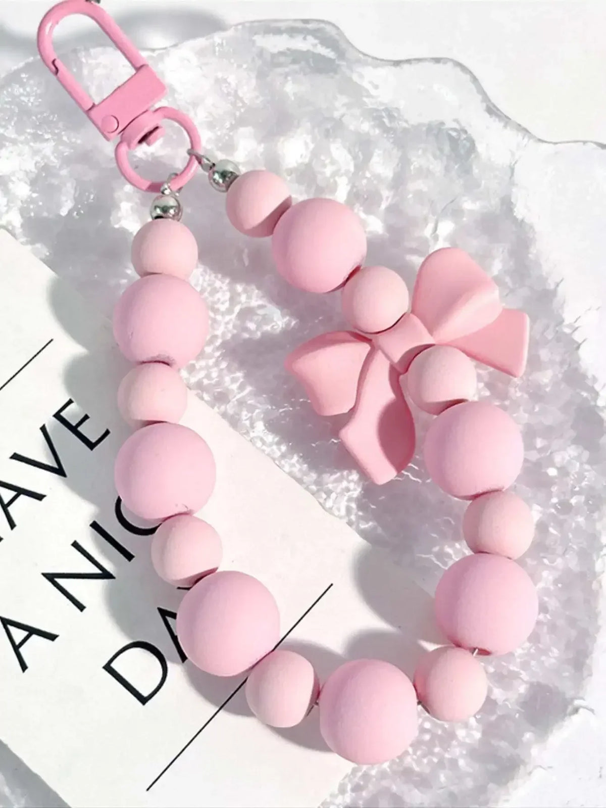 1pc Pink Pearl Bow Keychain Mobile Phone Chain Earphone Case Anti-Lost Strap Car Keychain Beaded Decoration Backpack Pendant Accessory Bag Accessories Gift Gift Accessories Decor For Teen Girls Women College Students Rookies