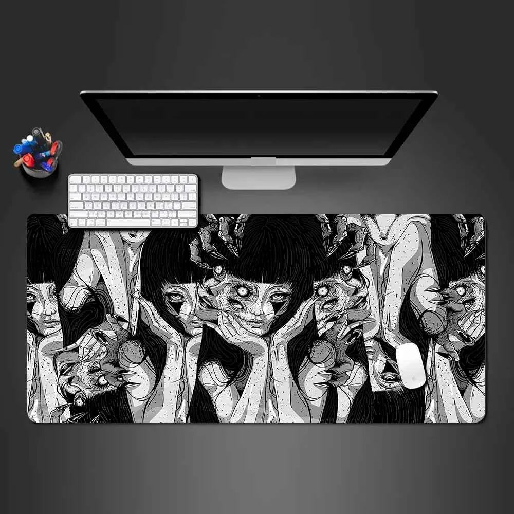 Black and white Mouse Pad Cute HD branco Desk Pad Extended Gaming Keyboard Mats Large XXL Gamer Collage Horror Anime Mousepad