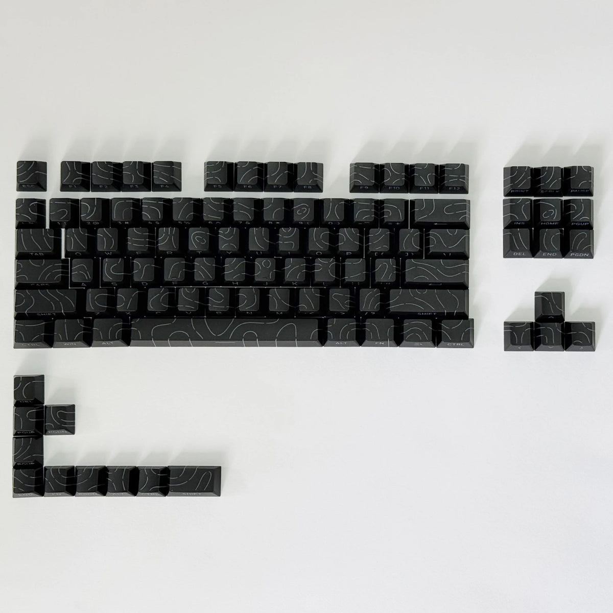 Lines Sided Shine Through Keycaps Cherry Profile Black White 97/133 Keys Customer keycaps for Mechanical Keyboard 60% 65% 75%