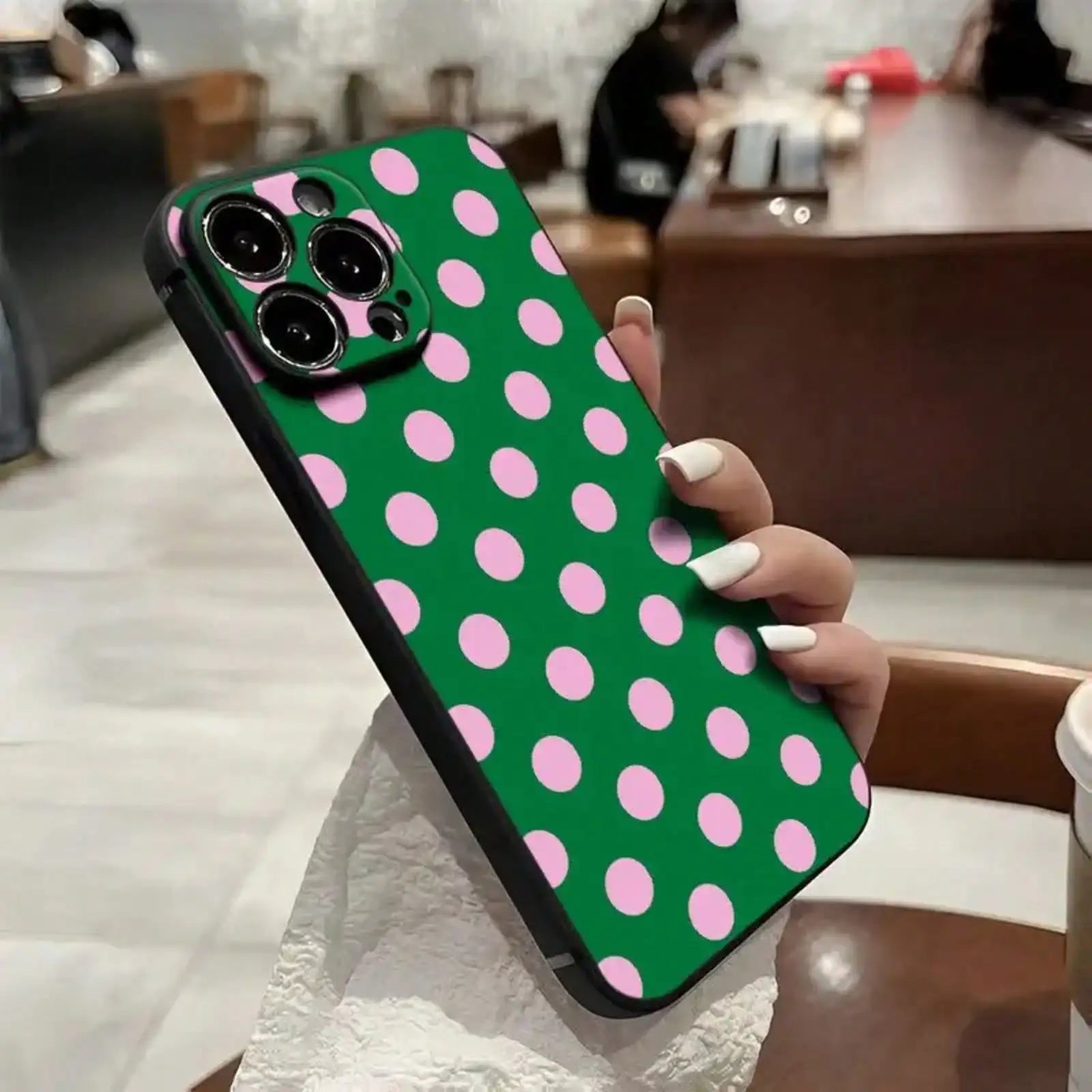 Polka Dot Pattern Mobile Phone Case, Featuring Pink And Green Color Design, Suitable For IPhone 16, 15, 14, 13, 12, 11 Pro Models, Durable Material, Shockproof Protection. It Is A Great Gift For Family, Friends, Children, Bir