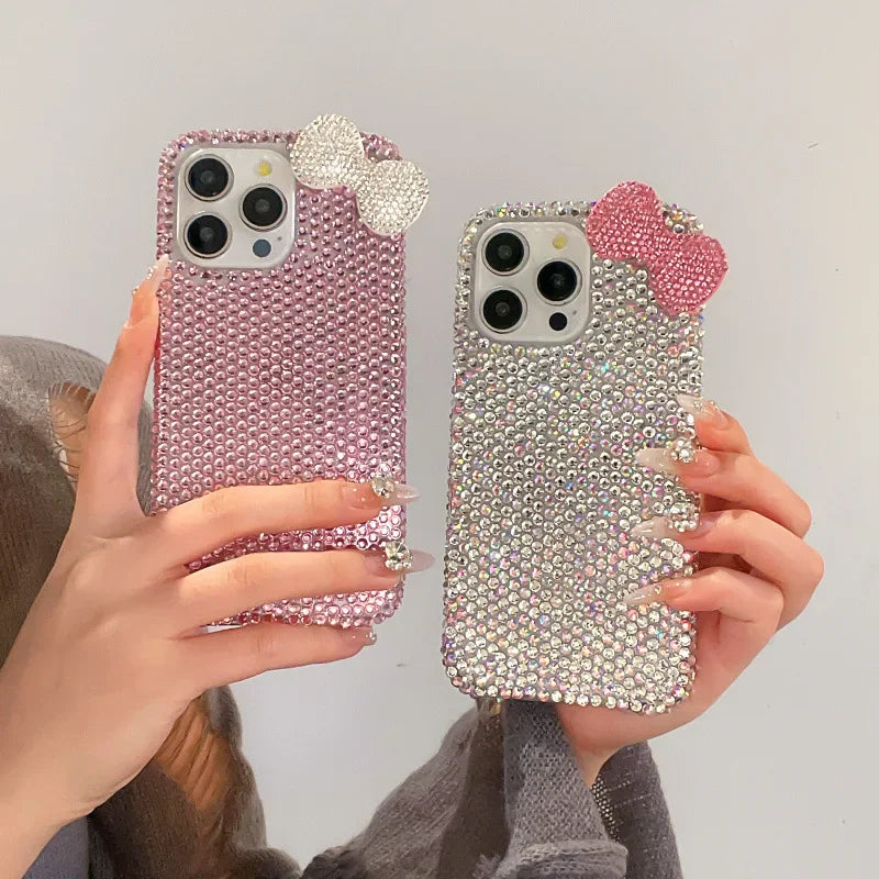 The girl-style rhinestone bow crystal protective case is suitable for all models of Apple phone cases. This is a luxurious diamond material iPhone 17 Pro Max protective case. The sizes available are 16, 15, 14, 13, and 12.