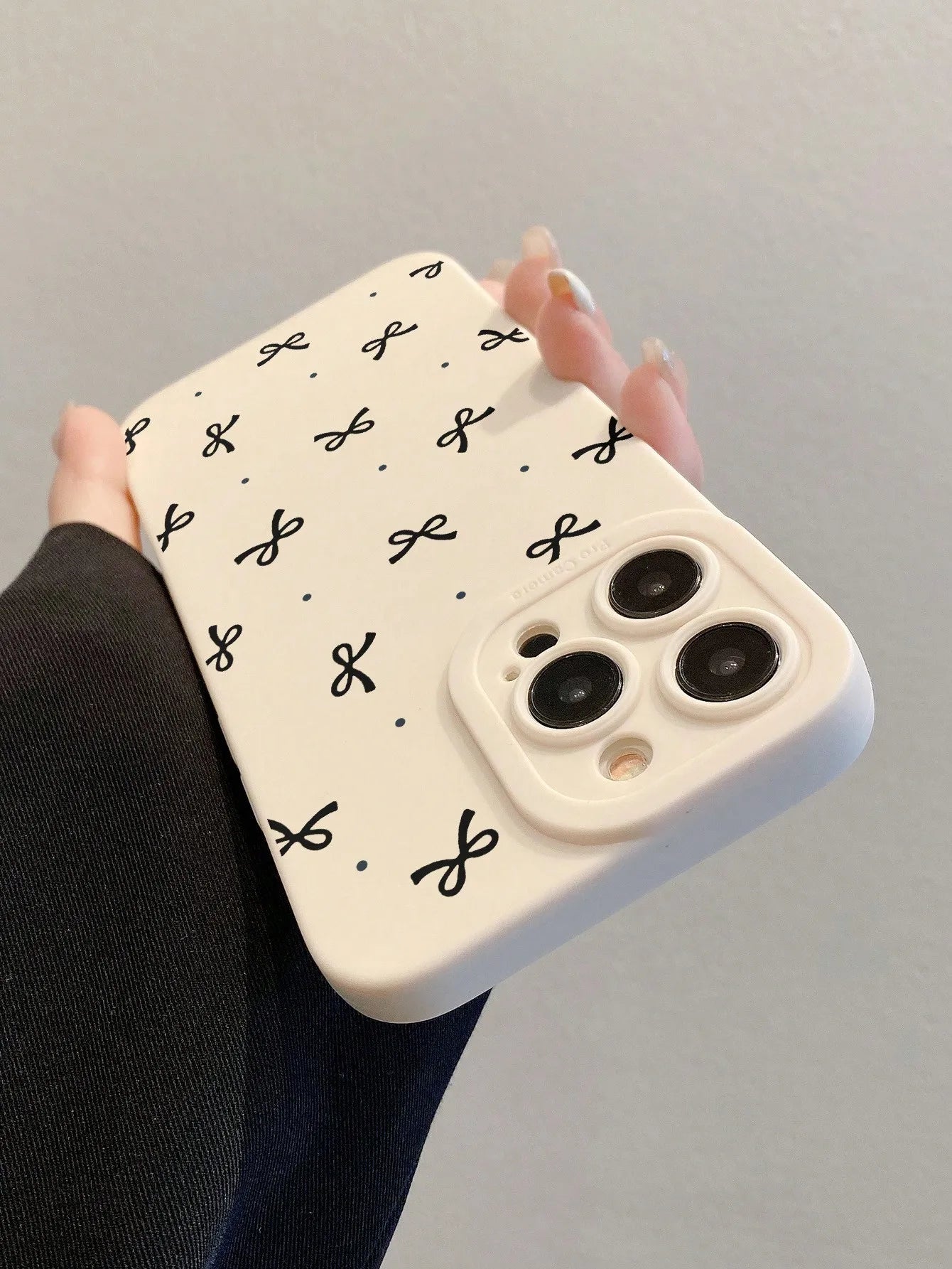 Cartoon Teeth Pattern All-Inclusive Mobile Phone Case With Built-In Lens Film Hard Shell Simple Creative Mirror Mobile Phone Case Suitable For IPhone 16/15/14/13/12/20 Pro Max Plus Anti-Fall Mobile Phone Case,Suitable For IPh