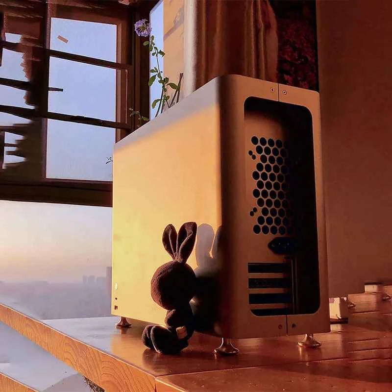 C6 ATX Case Anode All Aluminum Supports ATX/SFX Power Supply 280/240 Water Cooled Office Gaming Desktop Console Case