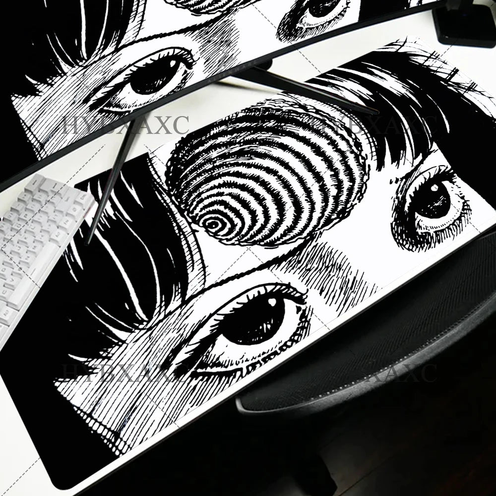 Black and white Mouse Pad Cute HD branco Desk Pad Extended Gaming Keyboard Mats Large XXL Gamer Collage Horror Anime Mousepad