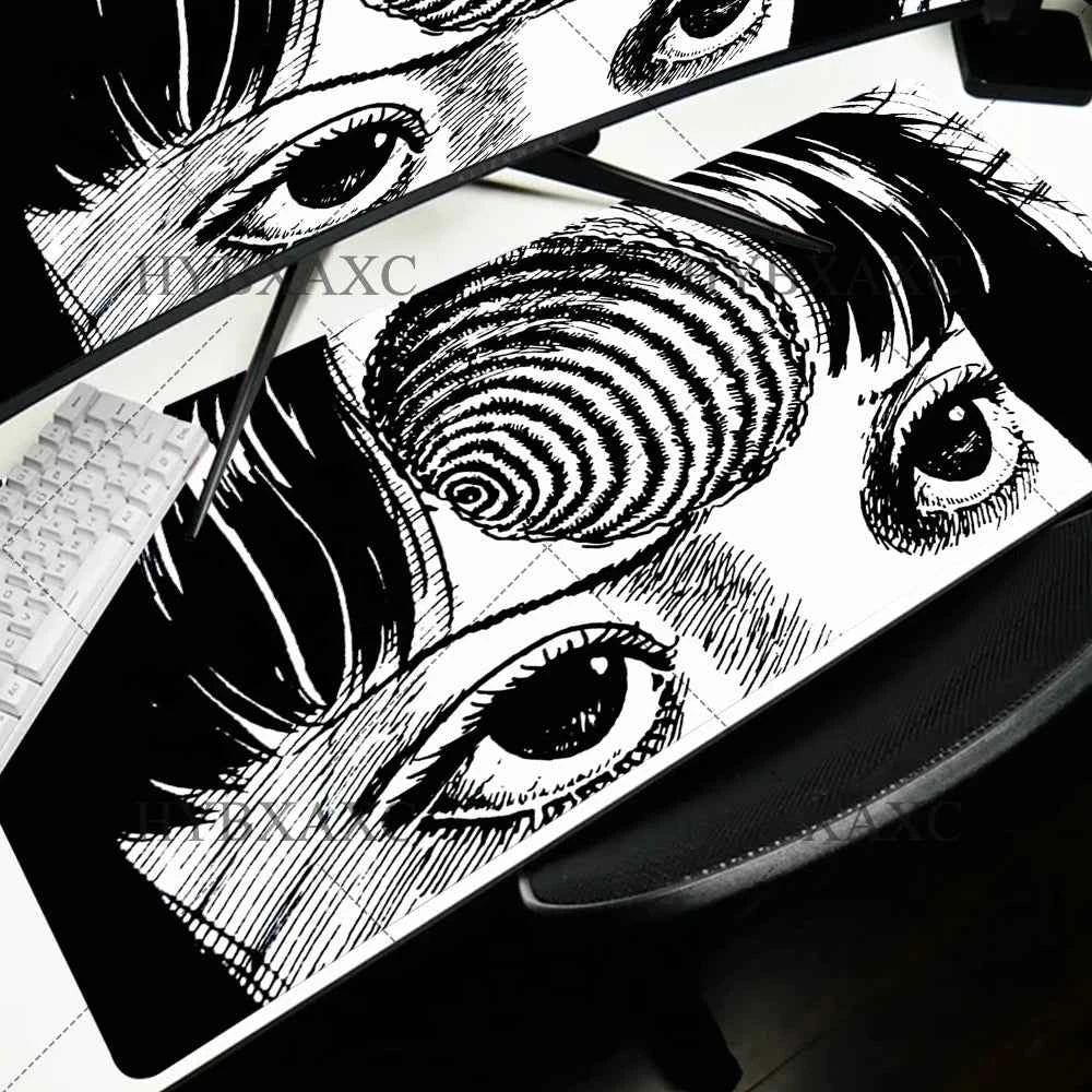Black and white Mouse Pad Cute HD branco Desk Pad Extended Gaming Keyboard Mats Large XXL Gamer Collage Horror Anime Mousepad