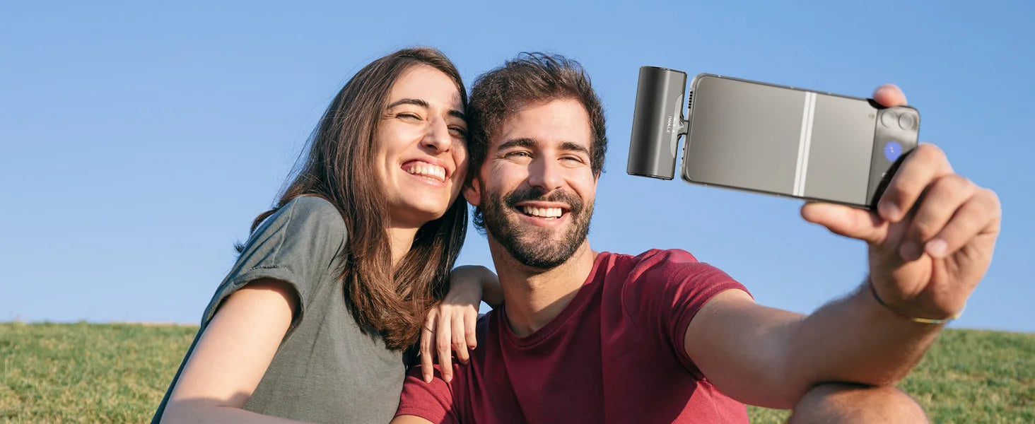 iWALK 4500mAh TYPE - C Capsule Powerbank: Fast - charge for iPhone 15/16, Samsung S24/S23 & Android. Portable & compact.