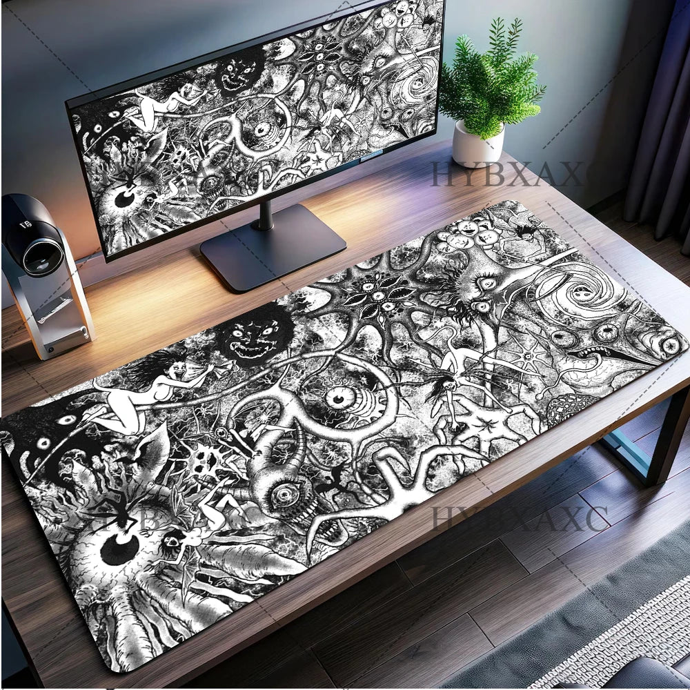 Black and white Mouse Pad Cute HD branco Desk Pad Extended Gaming Keyboard Mats Large XXL Gamer Collage Horror Anime Mousepad