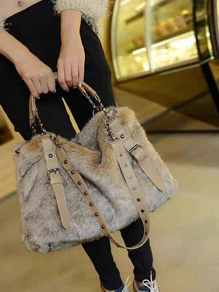Women's Large Tote Bag – Plush Color-Block Commuter Bag with Laptop Compartment | Sarah Express