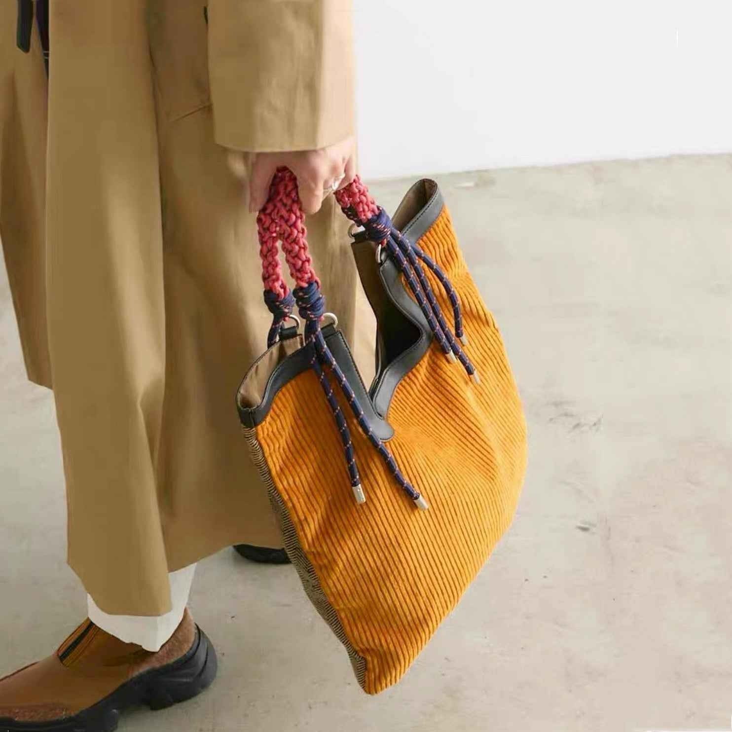 Designer Gentle Beam Tote Bag